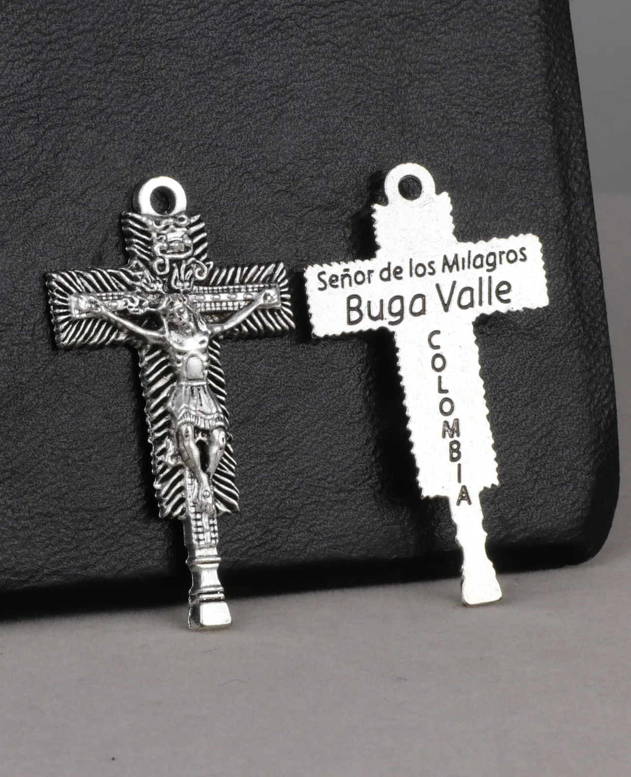Diyalo 10pcs religiöser Christus Herr der Wunder Jesus Kruzifix Kreuz Anhänger für DIY Charms Schmuck Halskette Schlüssel anhänger machen – Detail 2