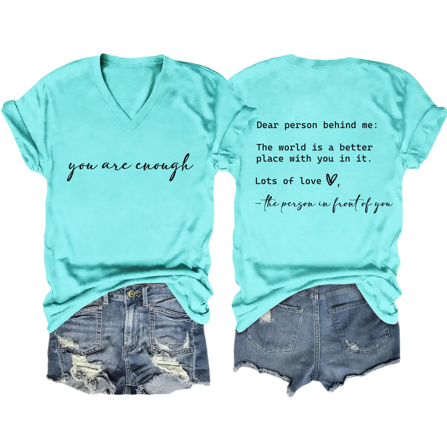 

Элегантная и универсальная модная летняя женская футболка с V-образным вырезом и короткими рукавами, свободного кроя и с молодежным принтом.