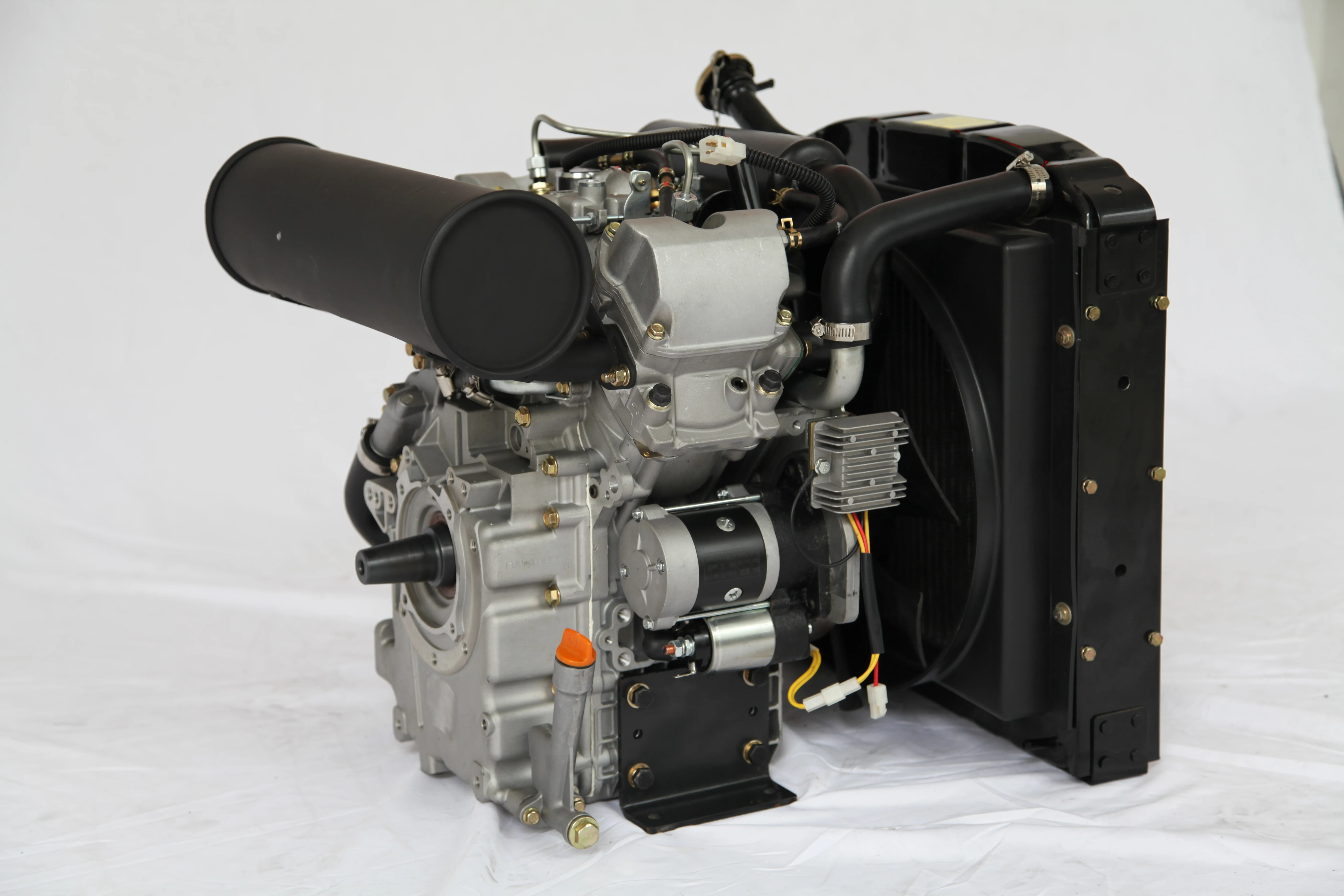 KAIST V-TYPE WATER COOLED TWO CYLINDER DIESEL ENGINE