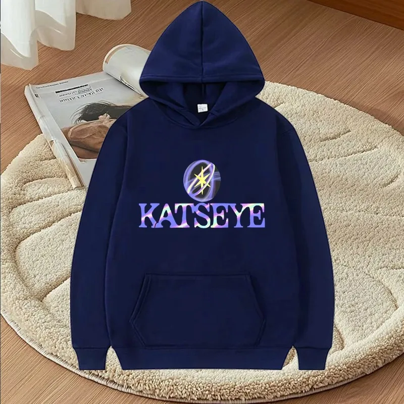 KATSEYE عين الموضة الكلاسيكية هوديي الرجال النساء خمر جودة عالية طويلة الأكمام الشارع الشهير الرجال النساء الصوف الدافئة هوديس الكلاسيكية