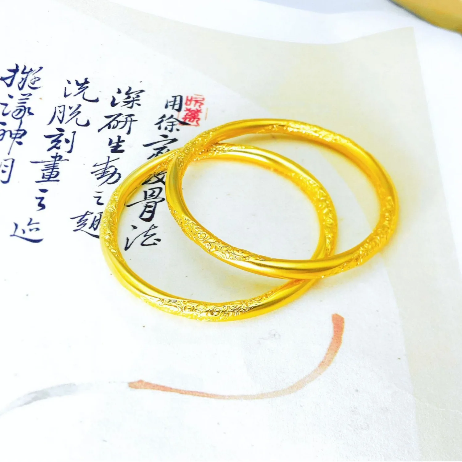 Luxurious 24K 9999 pure gold women's bracelet with carved patterns and luxurious jewelry