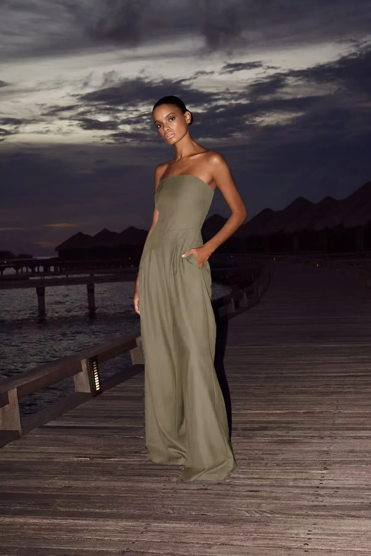 

Solid Backless Women's Jumpsuit Solid Off Shoulder Waist Cinching Pockets Wide Leg Pants Lady Bodysuit Summer Female Outwears