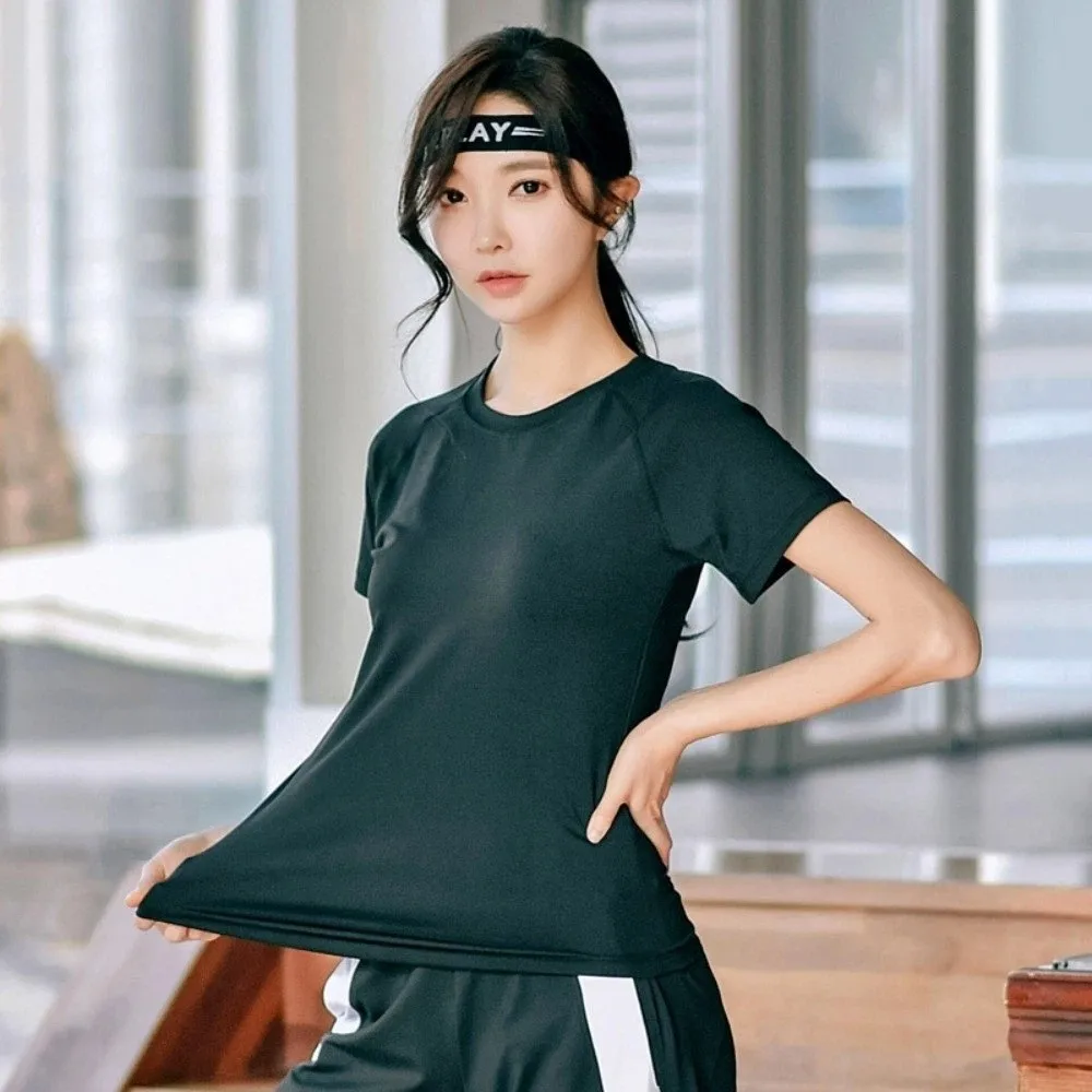 

Professional Plus Size Women Sports T-shirt Short Sleeve Quick Dry Yoga Loose Tops U Neck Black Fitness Crop Top Summer Spring