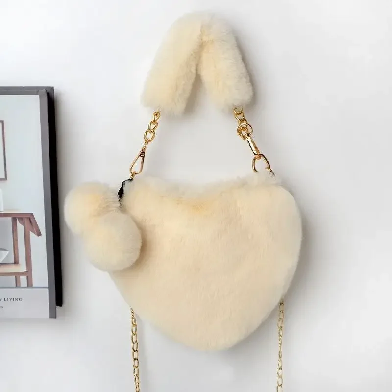 Fashion Female Furry Daily Clutch Purse Faux Fur Heart-shaped Women Small Handbags Fluffy Plush Ladies Chain Shoulder Bag