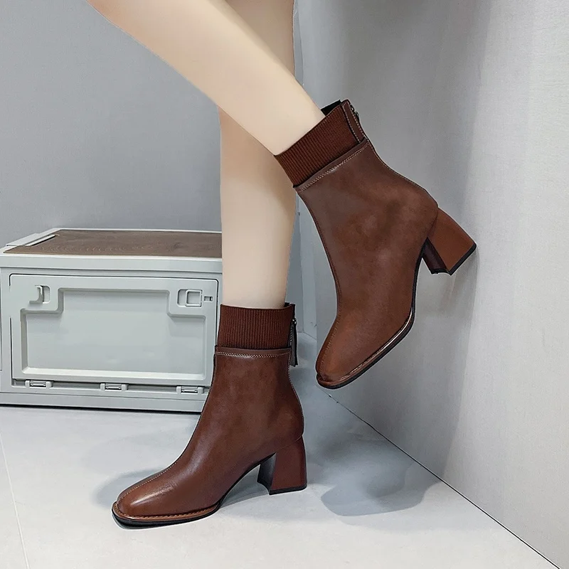 

Comfortable Winter Large Size Square Toe Casual Women's Modern Boots Fashion New Square Heel Pu Outer Wear Bootie High Heels
