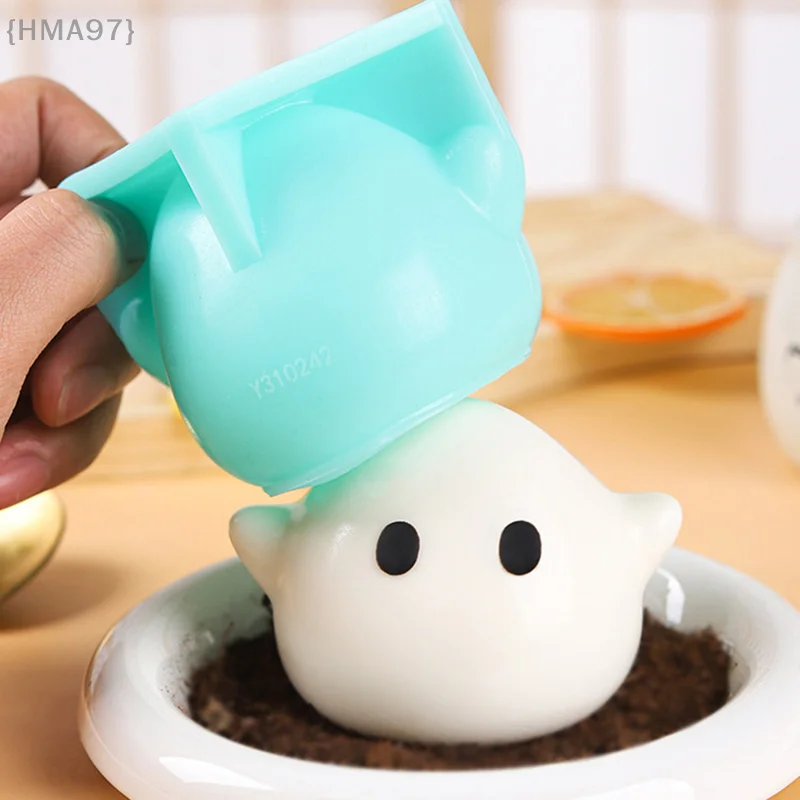 

Creative Small Pudding Milk Jelly Food Grade Silicone Mold Cute Cartoon Creative Dumpling Cake Mold