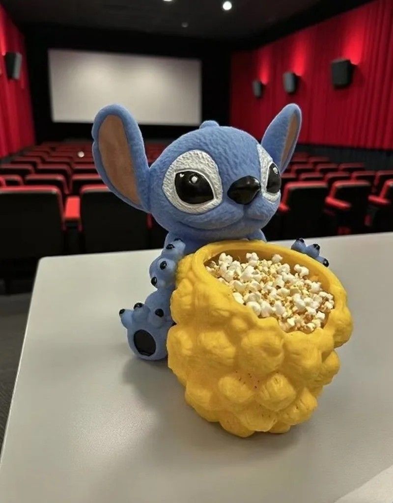 Muñeco de punto de Anime de dibujos animados, cubo de palomitas de maíz de mano, adorno, animación bonita, juguete coleccionable, regalo, modelo de figura de acción