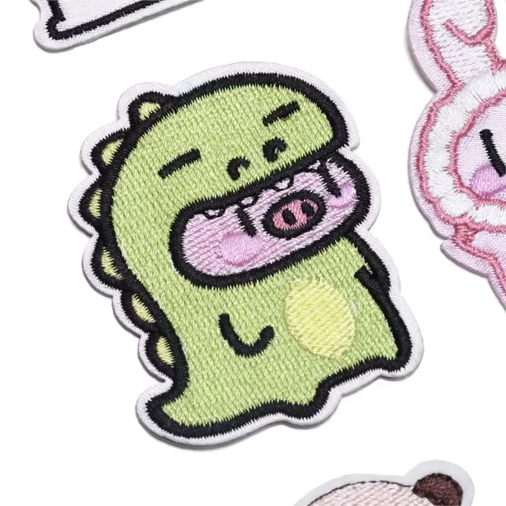 6Pcs Cartoon Pig Dinosaurs Patches for on Child Clothing Self Adhesive Appliques DIY Bag Hat Ironing Embroidery Patches Sticker