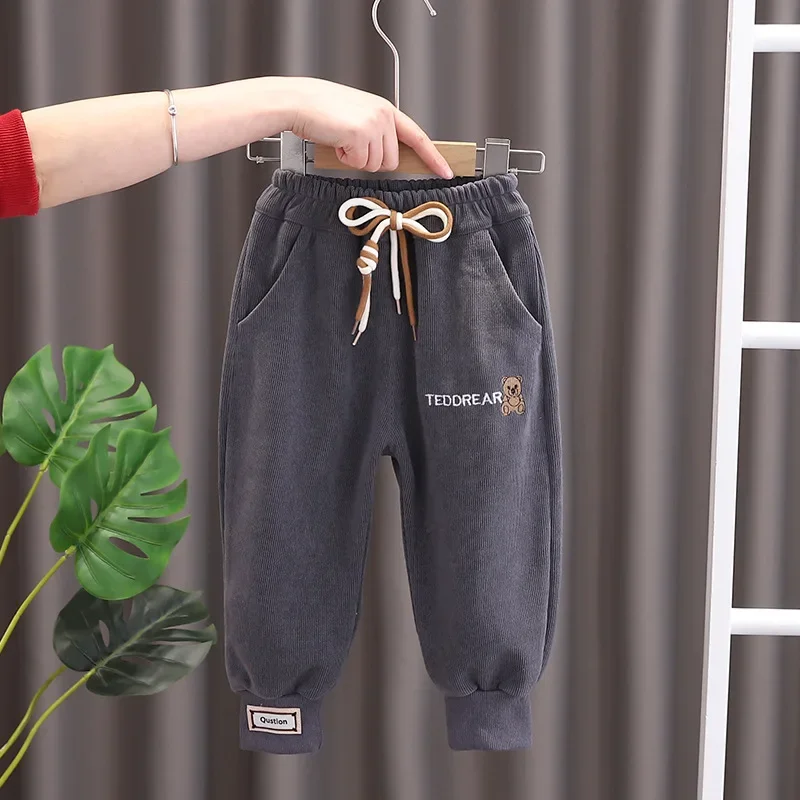Spodnie chłopięce na wiosnę i jesień, proste, z haftem kreskówkowym misia, długie spodnie dziecięce, codzienne spodnie dla dzieci, legginsy dla maluchów.