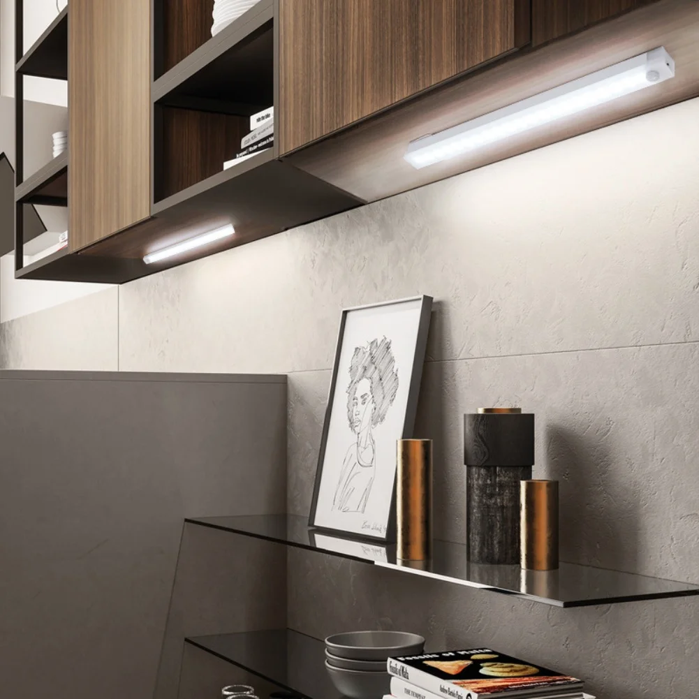 Luz LED con Sensor de movimiento, luz nocturna inalámbrica tipo C, recargable, para armario, lámpara de escalera, retroiluminación para Cocina