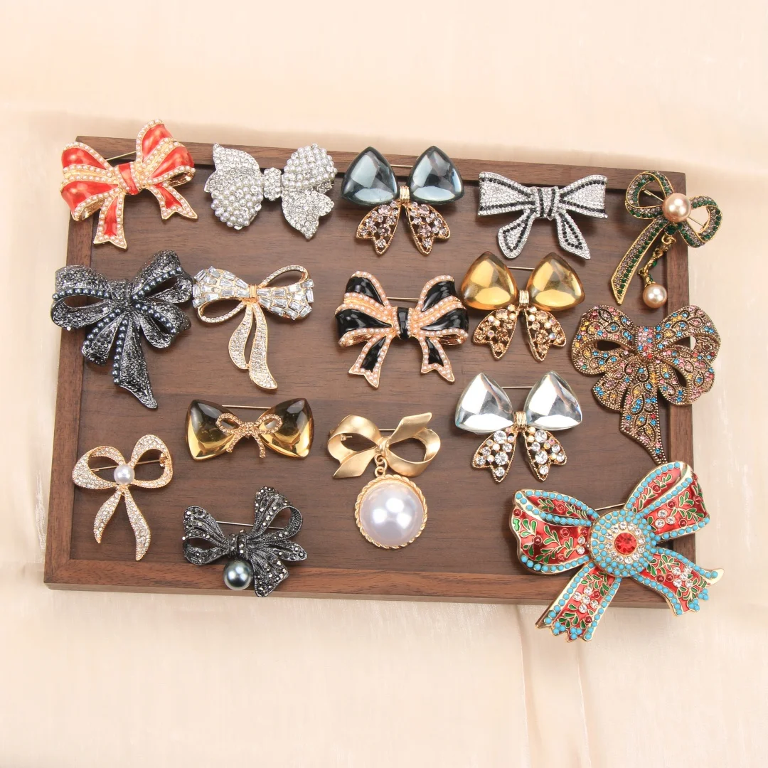 Barocke Luxus-Brosche mit Schleife für Herren und Damen, Schmuck und Modeaccessoires, Perfekt für Feiertage und Partys