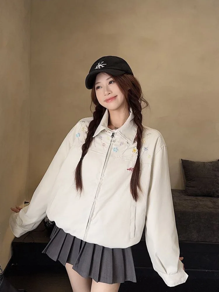 

Women Floral Sweet Jacket Casual Cute Preppy Style Embroidery Coat Korean Casual Loose Long Sleeve Female Pocket Fashion Tops