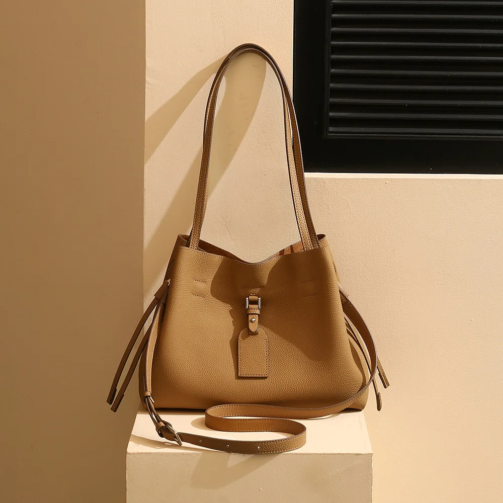 

2025 Genuine Leather Women's Bag Fashionable Trendy Single-shoulder Large-capacity Mother-and-child Bag