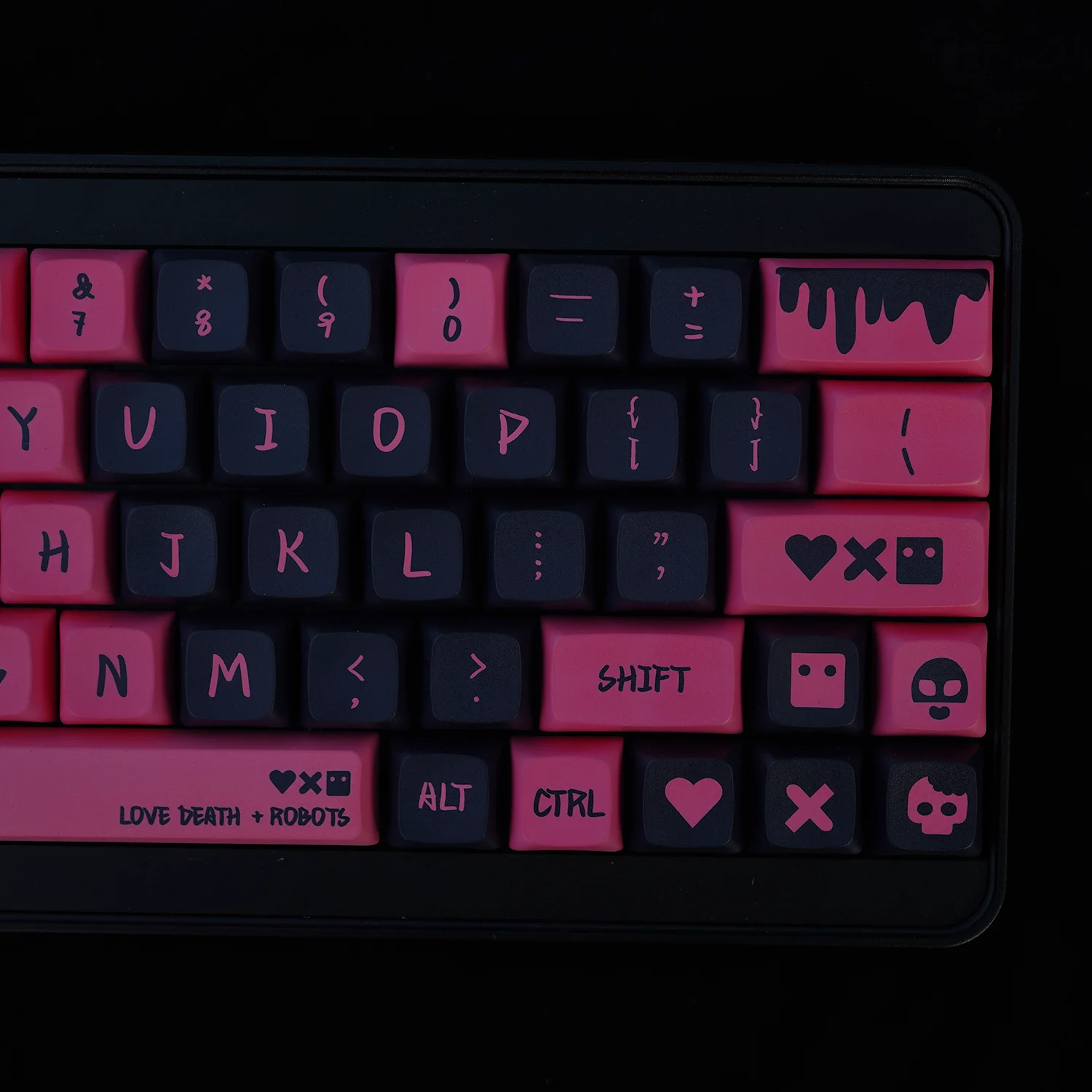 ECHOME Love Robot Theme Keycap Set PBT Custom Black Pink Keyboard Cap XDA Profile Key Cap for Mechanical Keyboard Accessories
