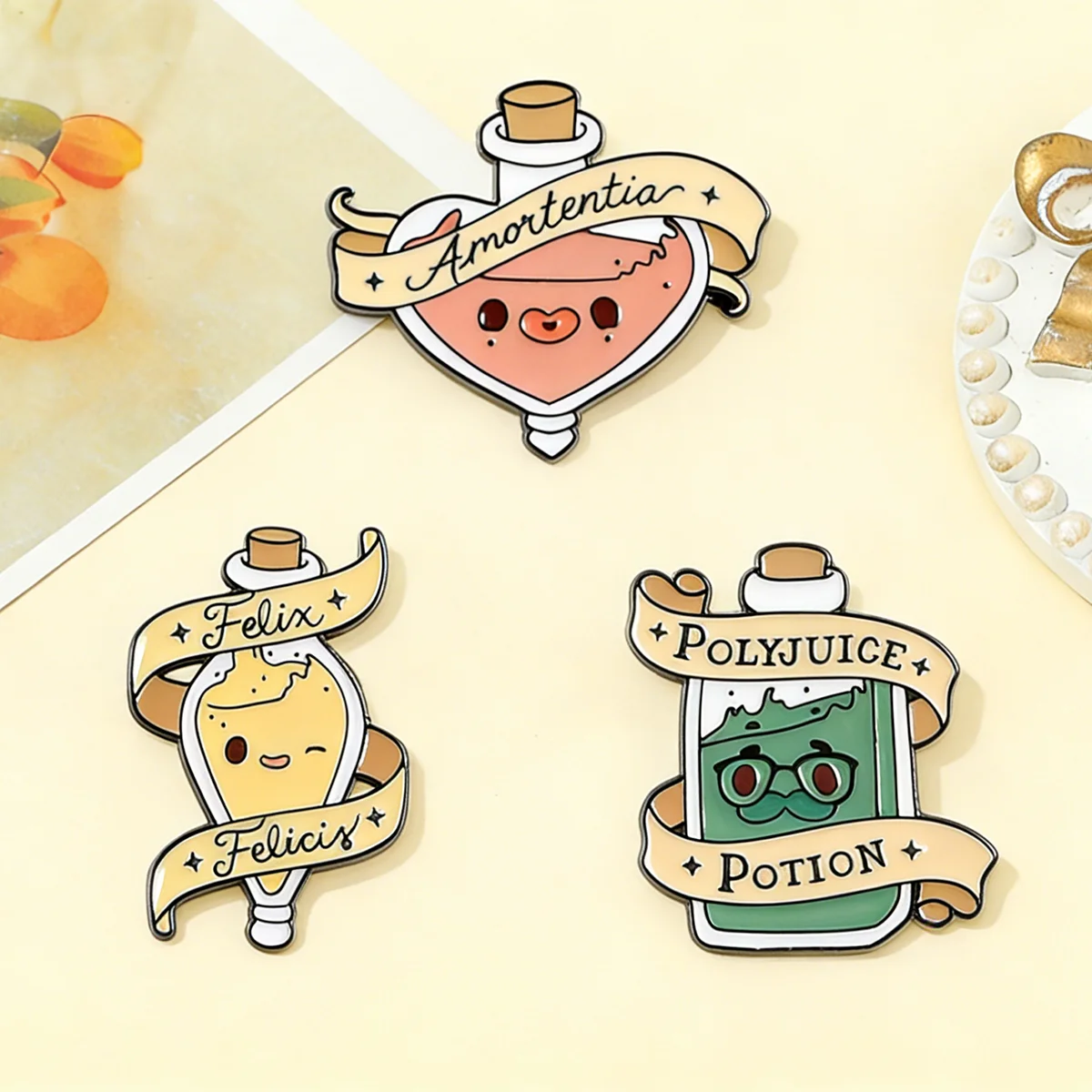 3Pcs/Set Cartoon Magic Potion Enamel Brooch Cute Funny Metal Badge Lapel Pin Cosplay Jewelry Accessories Gift For Friends