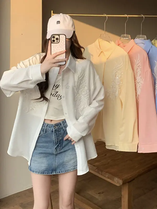 

Светло-розовая вышитая женская рубашка для ранней весны: тонкая, дышащая, модная, новая модель, с защитой от солнца, с длинным рукавом, O-образный вырез