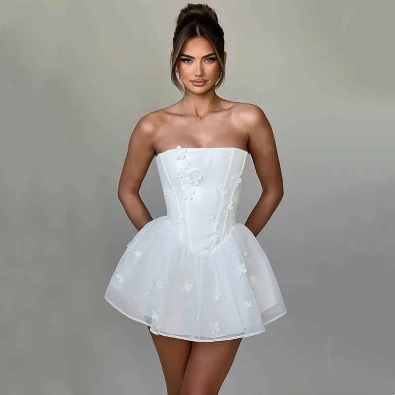 

Love Sexy White Mini Wedding Dress Simple Strapless Pleat Flowers Bridal Gowns Sleeveless Backless Short Ball Gowns Customized