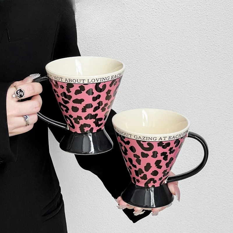 

Design sense niche mug pink leopard print ceramic household drinking cup children's high value coffee cup