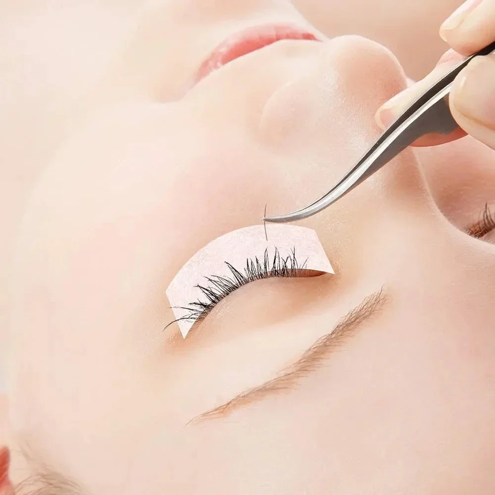 5/10/20/30/50 Rollen Wimpernverlängerungsband, selbstklebendes, poröses, nicht gewebtes Stoffband für falsche Wimpern – Detail 5