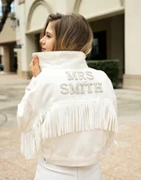 Chaqueta de mezclilla personalizada para boda con flecos Pérolas de mezclilla personalizadas para boda Sra. Chaquetas Fiesta nupcial Bride to Be Abrigos