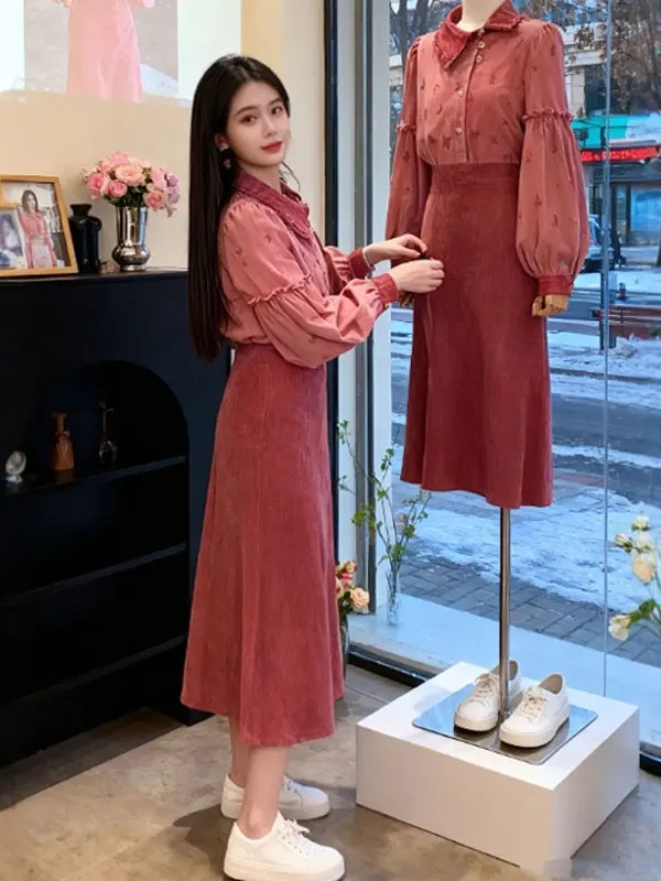 

Нежный Ветерок: Красивый комплект с юбкой, антивозрастной эффект, полный комплект OOTD, Зима 2026, Модная женская удобная юбка миди с высокой талией