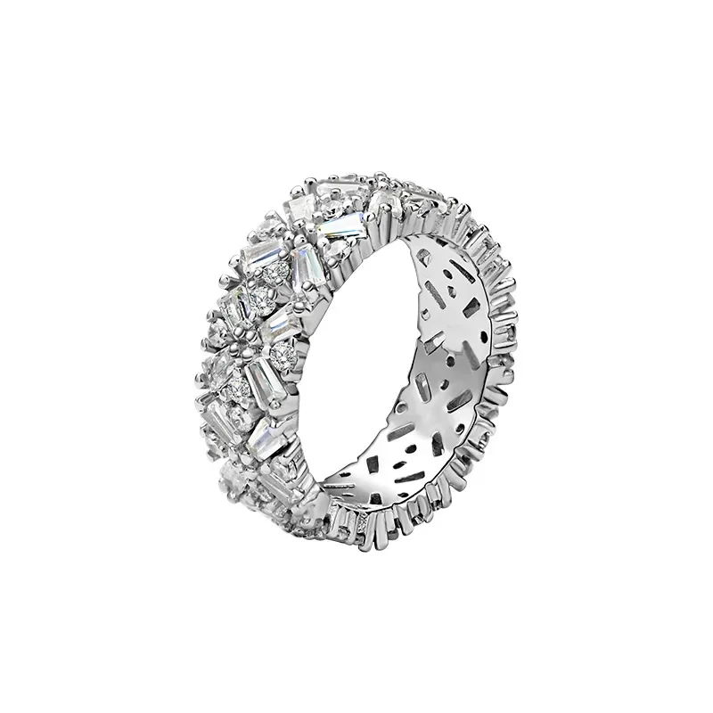 Bague de luxe en argent regardé 925 avec diamant complet pour femme, design de niche, personnalité exagérée, petit et à la mode, nouveaux modèles