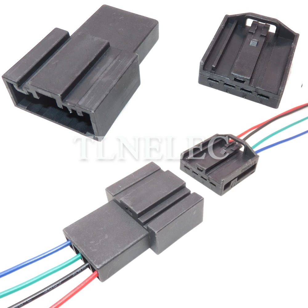 4 Pin Way รถยนต์วูฟเฟอร์ Unsealed ซ็อกเก็ตสายไฟที่เชื่อมต่อสายไฟสำหรับ BMW 1719093-1 1719093-3B