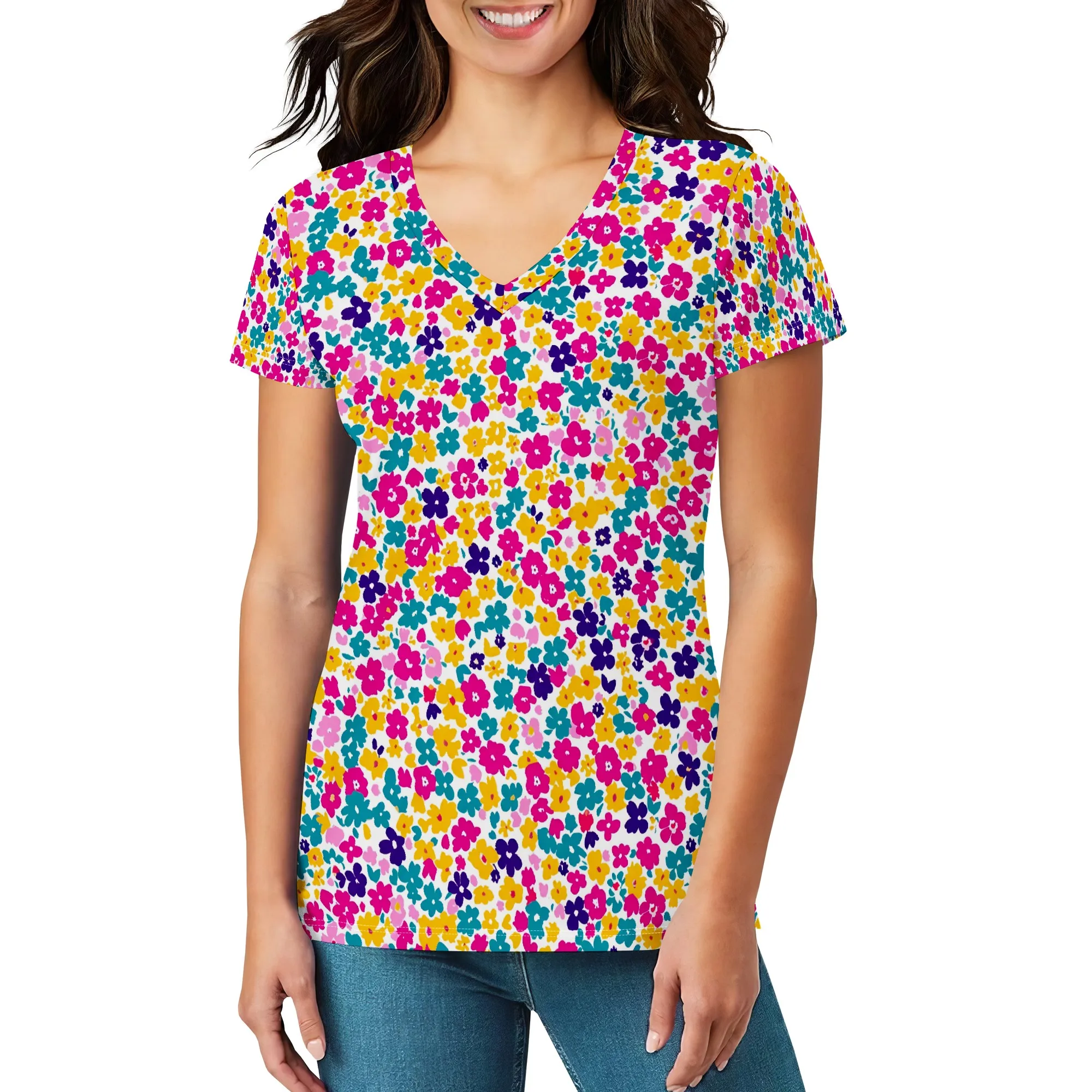 Рисунок 2 - Женские футболки с цветочным узором