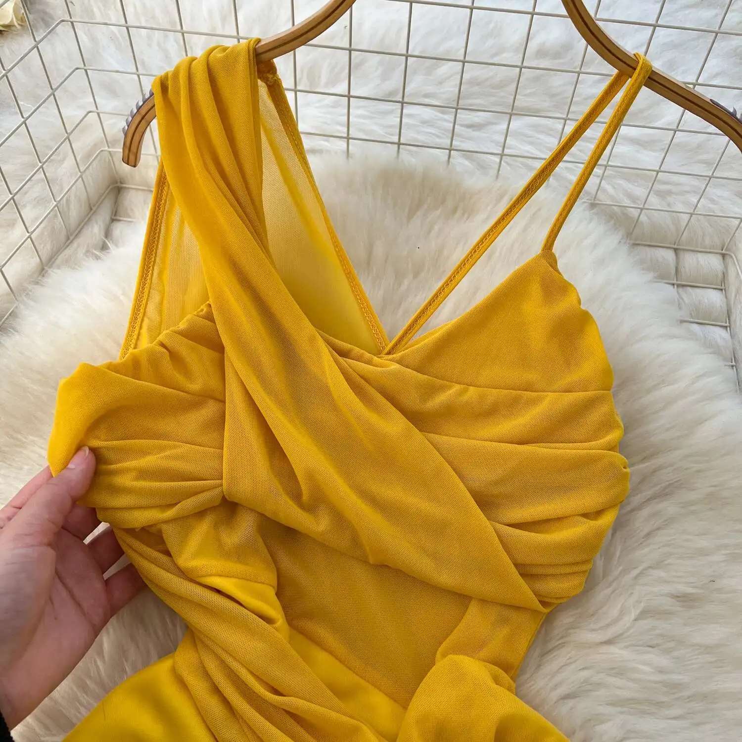 Żółta sukienka plażowa damska seksowna z odkrytymi ramionami szczupła nieregularna sukienki imprezowe damska szczupła długa sukienka Boho lekka rozciągliwa Vestidos