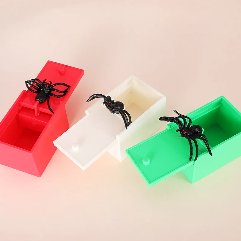 Funny Spoof Toy Spider Cockroach Bug Mock Life Model Surprise Creative Prank Panic Gag Joke Holiday Gift