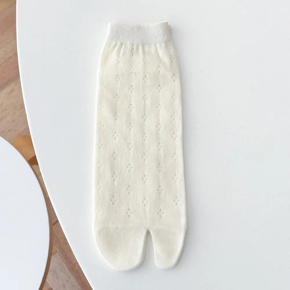1Pair New Two Toe Toe Socks Cotton Thin Material Tabi Socks Breathable Separate Fingers Hollow Out Socks Summer Season