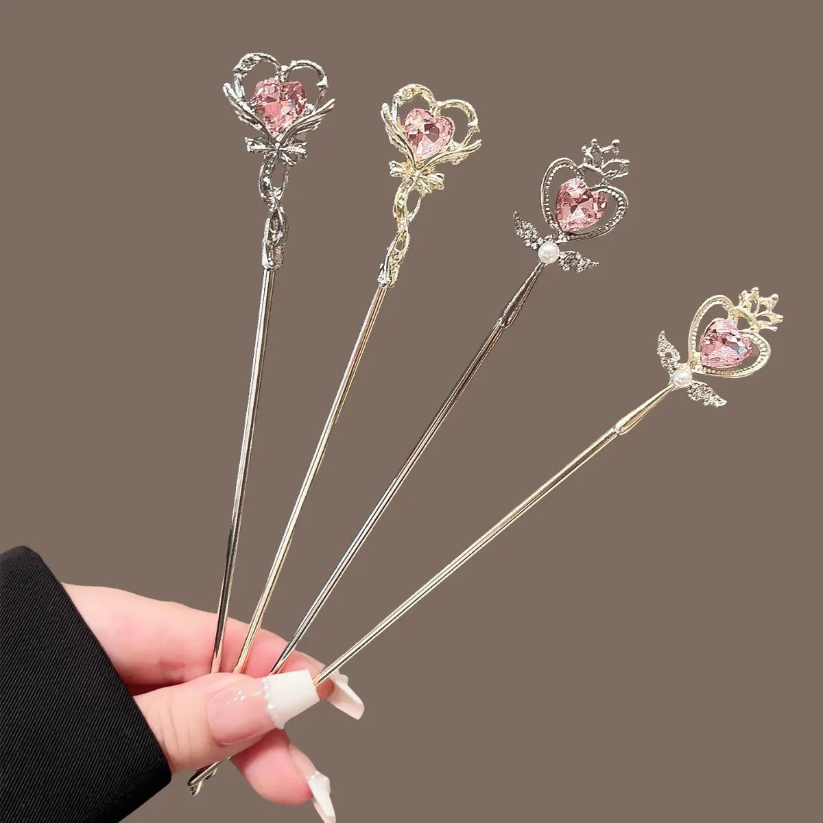

Chinese-style hairpins with star and moon motifs, simple and fashionable hair clips for bun styling