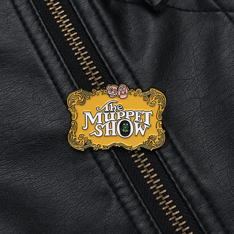 映画をテーマにしたバッジブローチピン、ジンジャーカラーのサイン、マペットショー-カエルエナメルラペルピン、コスプレジュエリー、ファンへのギフト