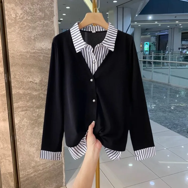 

Autumn Casual Fake Two-piece Spliced lapel Long-sleeved Shirt Casual Loose Button Spliced versatile Top