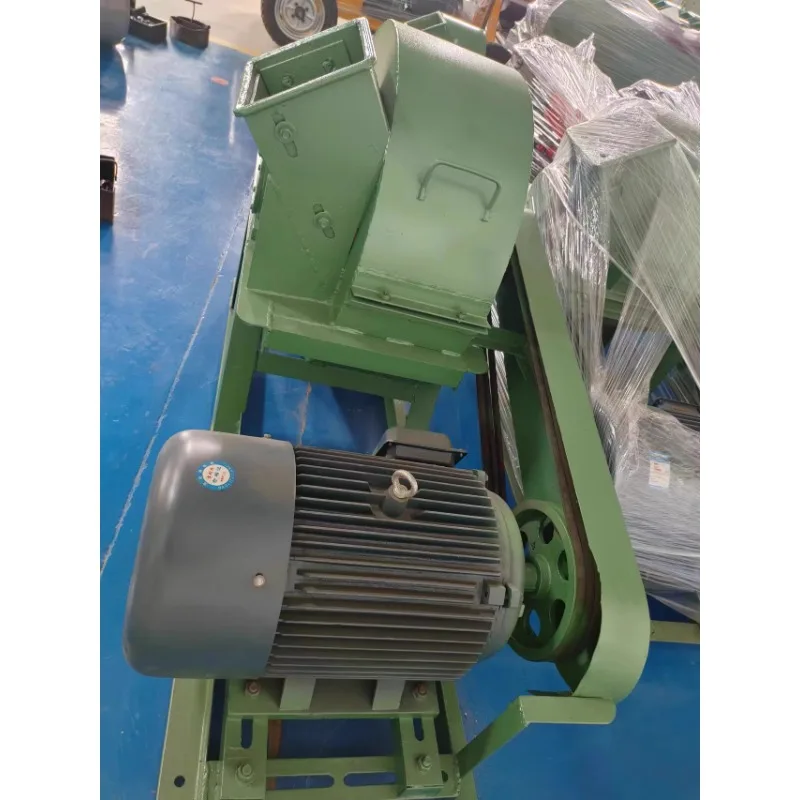 เครื่องบดไม้ เครื่องบดสาขา เครื่องจักรป่าไม้และอุปกรณ์ เครื่องบดตอไม้ Mulchers เครื่องจักรกลการเกษตร