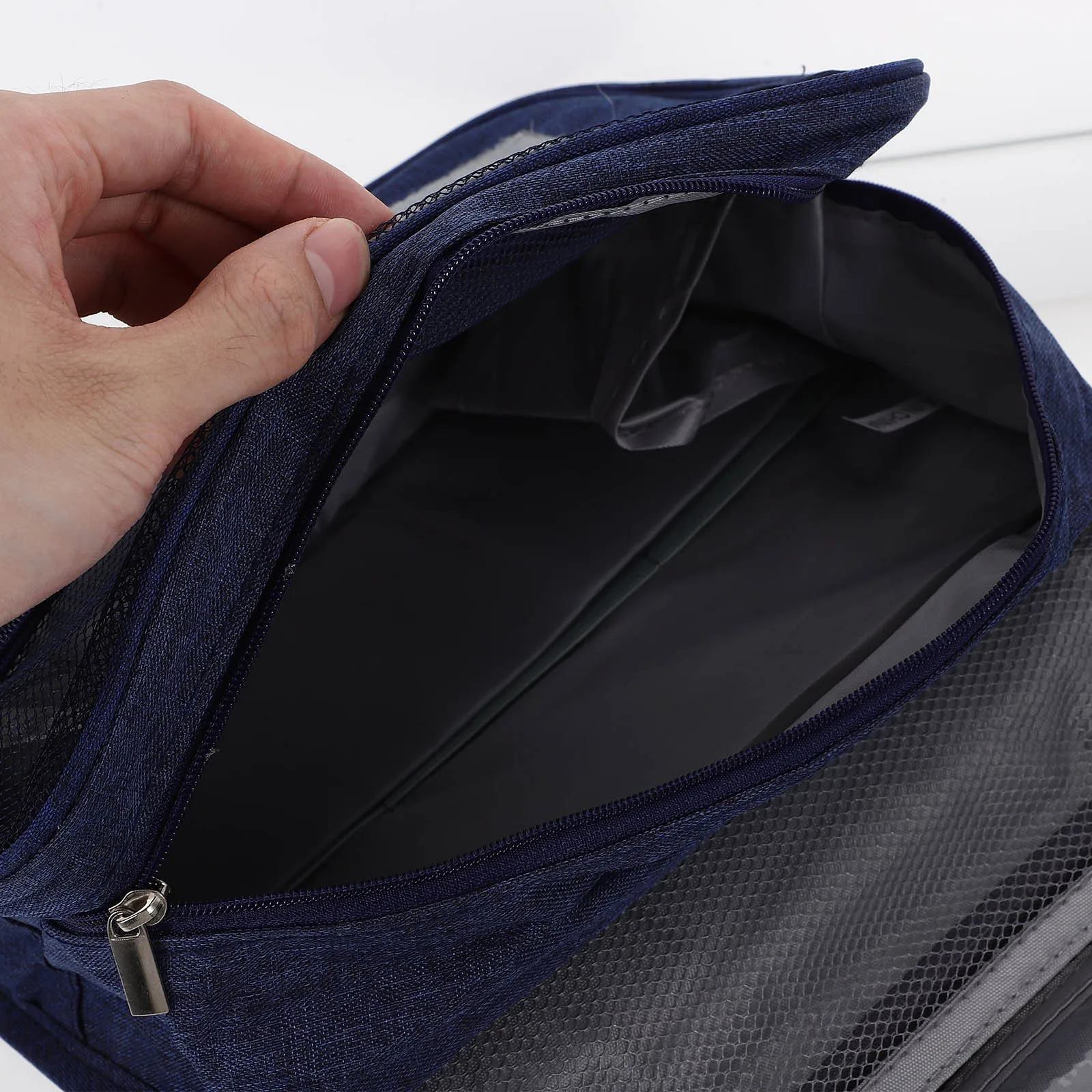 

Travel Toiletry Foldable Oxford Cloth Makeup Organizer for Women Portable Bags Travel Portable Makeup Bag Storage