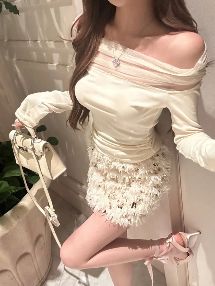 

Sexy Pure Desire Fashion Set Women's Winter New Shoulder Exposure Long Sleeve T-Shirt Top Sequin Half Skirt Two Piece Set