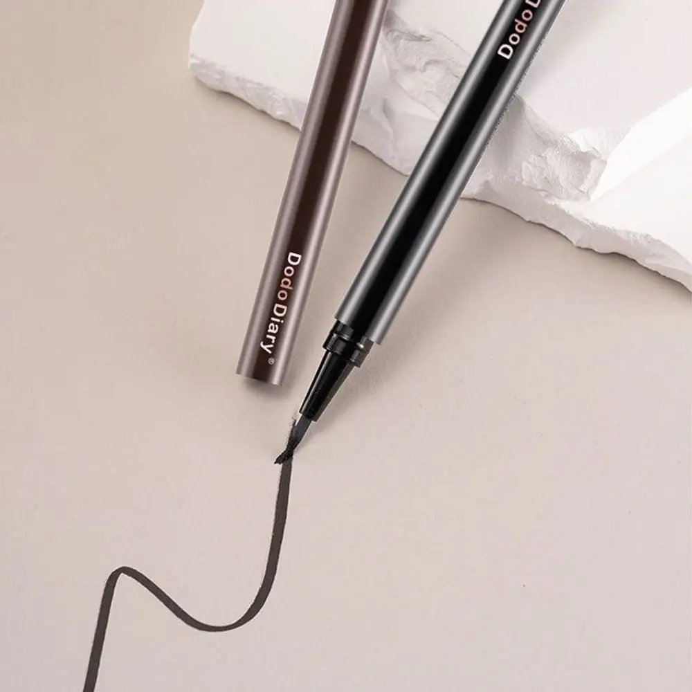 Waterproof Liquid Eyeliner Pen Smudge Resistant Quick Dry Makeup Eyeliner Long Lasting Daily Makeup Eye Makeup Pen Beginners