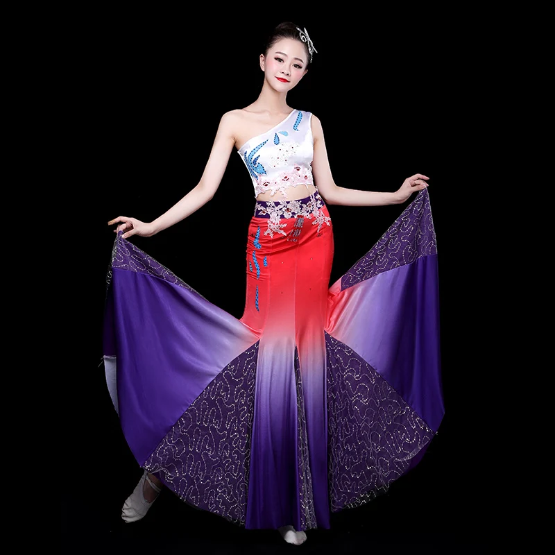 costume-de-spectacle-de-danse-pour-femmes-jupe-queue-de-fi-nuages-nationaux-costume-de-spectacle-de-danse-de-la-peac-du-sud-ensemble-d'examen-d'art