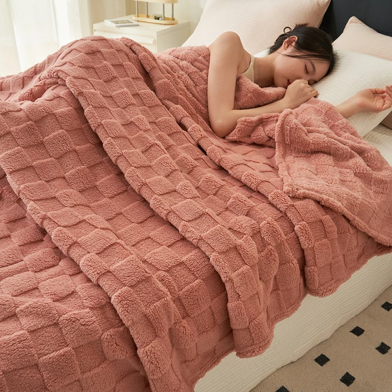 Grosse Couverture La Solution Idéale Pour Des Nuits Chaudes Et Confortables À Maison