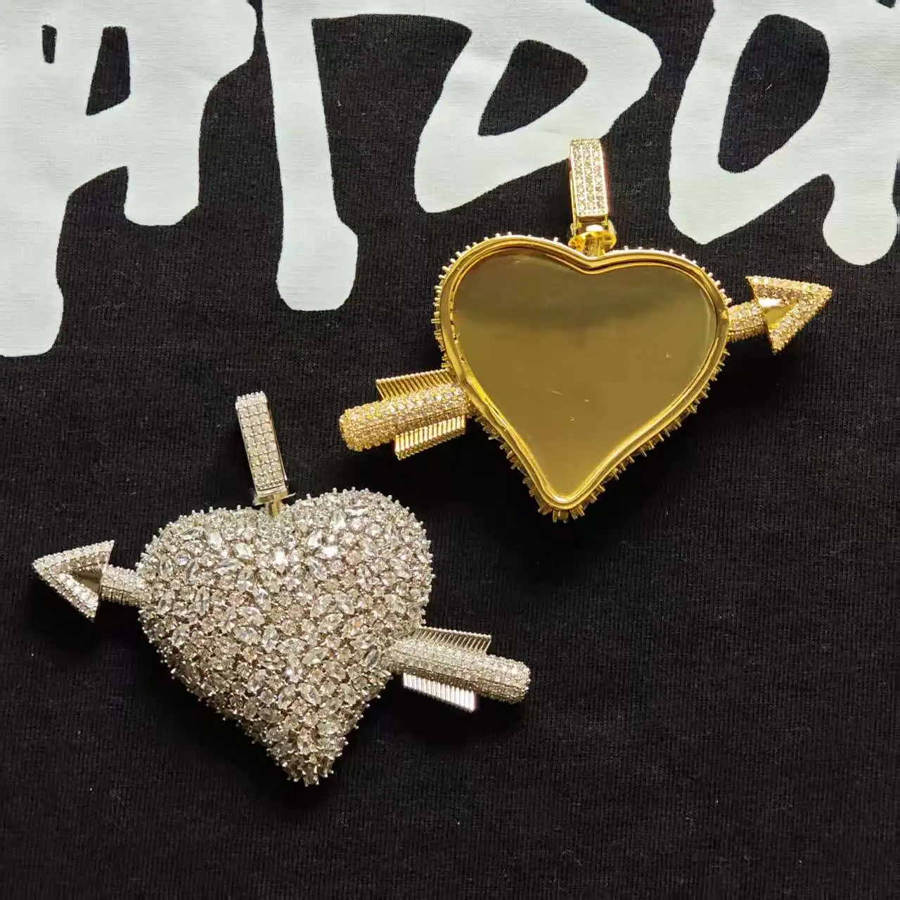 

UWIN Customized Heart Shape Picture Pendant Necklaces Iced Out Cubic Zirconia Love Heart Arrow Charms Fashion Jewelry