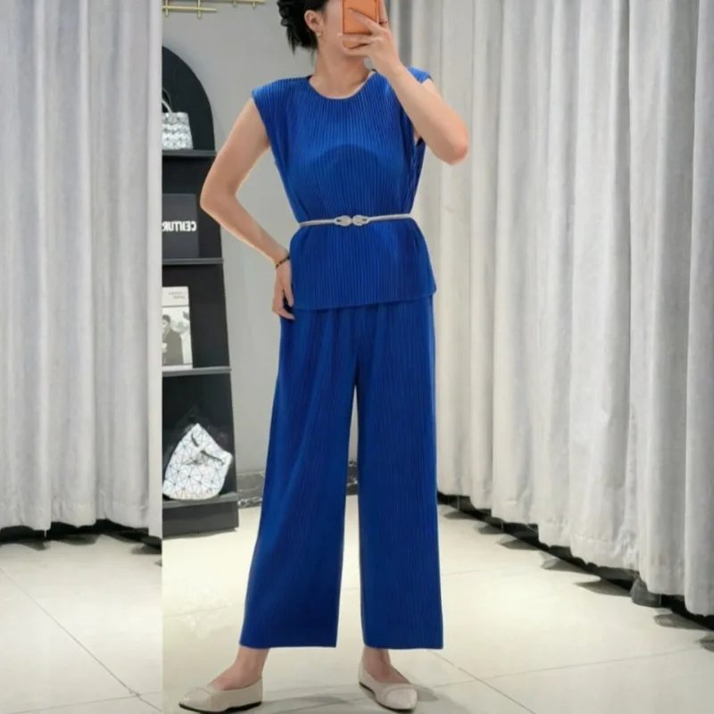

Miyake Round Neck Pleated T-Shirt Summer New Short Sleeve Top Simple Casual Elastic Waist Straight Pants Women's Suit Commuting