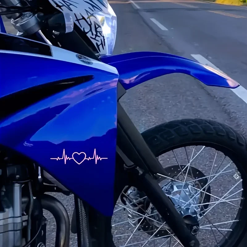 

Декоративная наклейка для автомобиля в форме сердца с черной линией, самоклеящаяся.