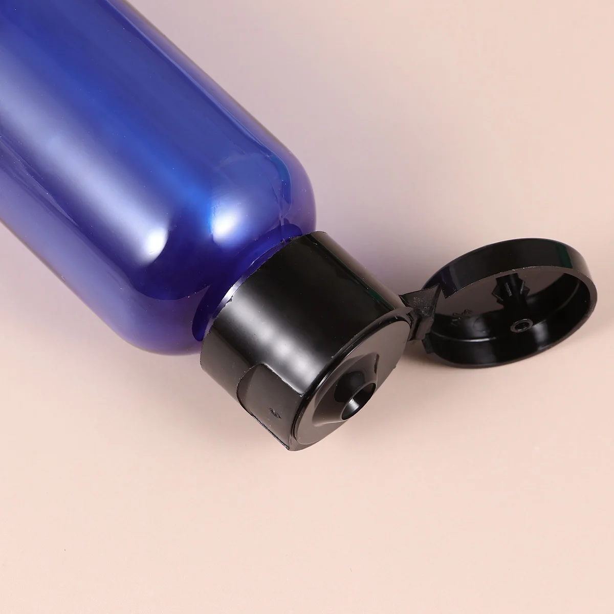 

10pcs 50Ml Flip Top Bottle Lightweight Durable Travel Refillable Container For Alcohol Lotion Cosmetics Subpackaging