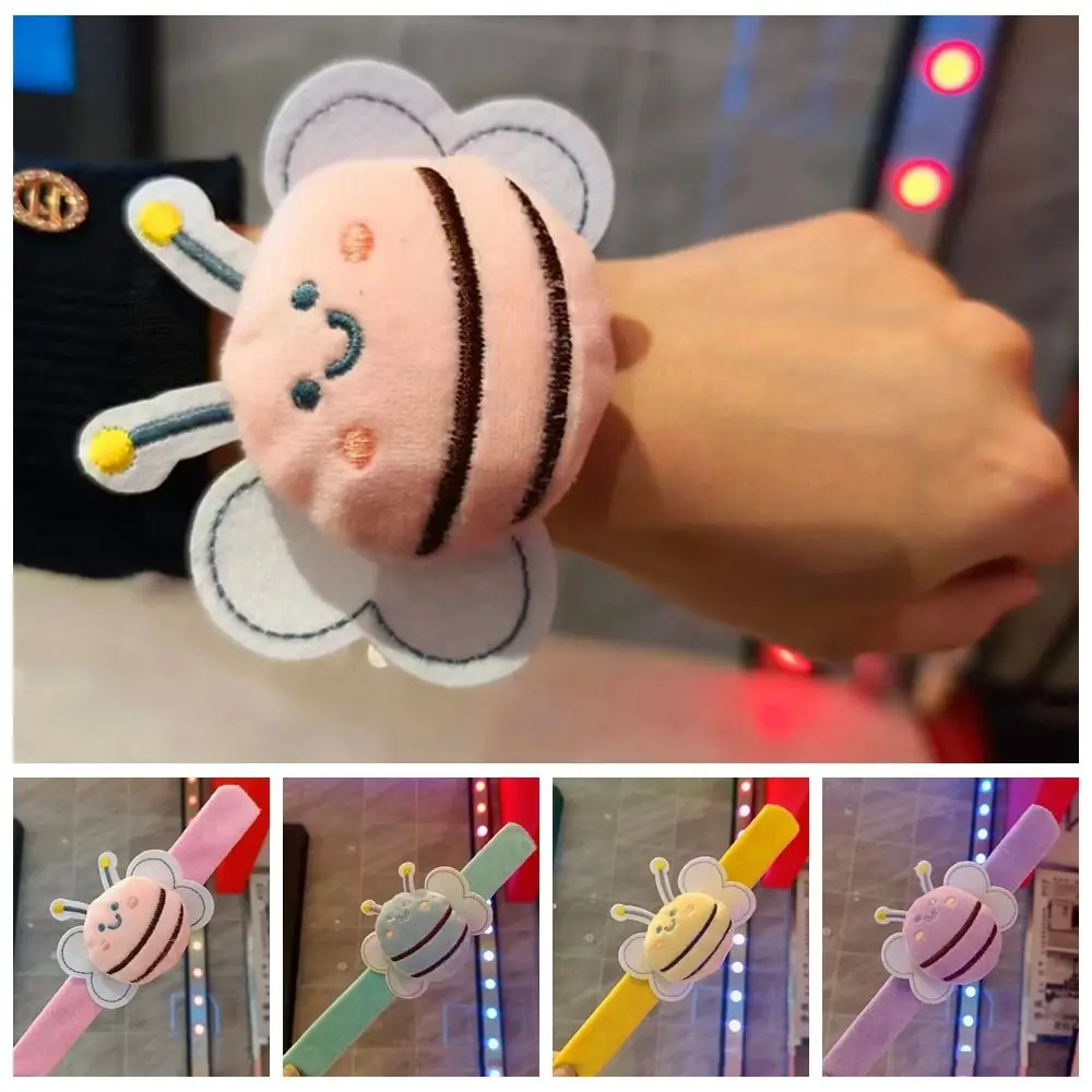 PP Cotton Bee Slap Bracelets Hand Ring with Clap Circle Stuffed Huggers Slap Toy Cute Doll Wrist Style Bee Plush Wrist Band