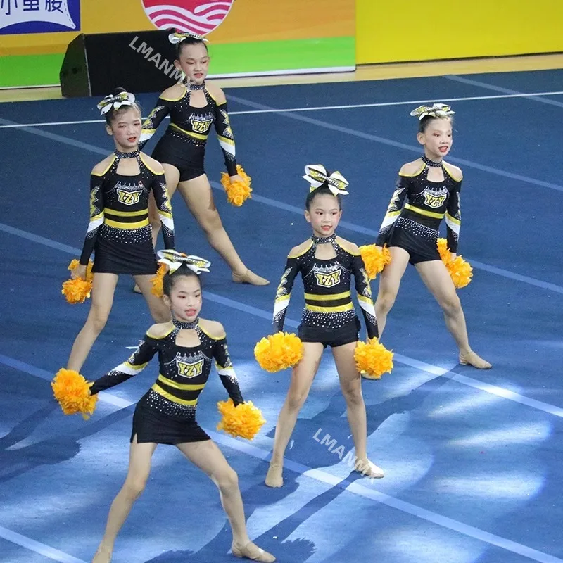 

Children's cheerleading performance uniform long sleeved new girls' cheerleading performance uniform