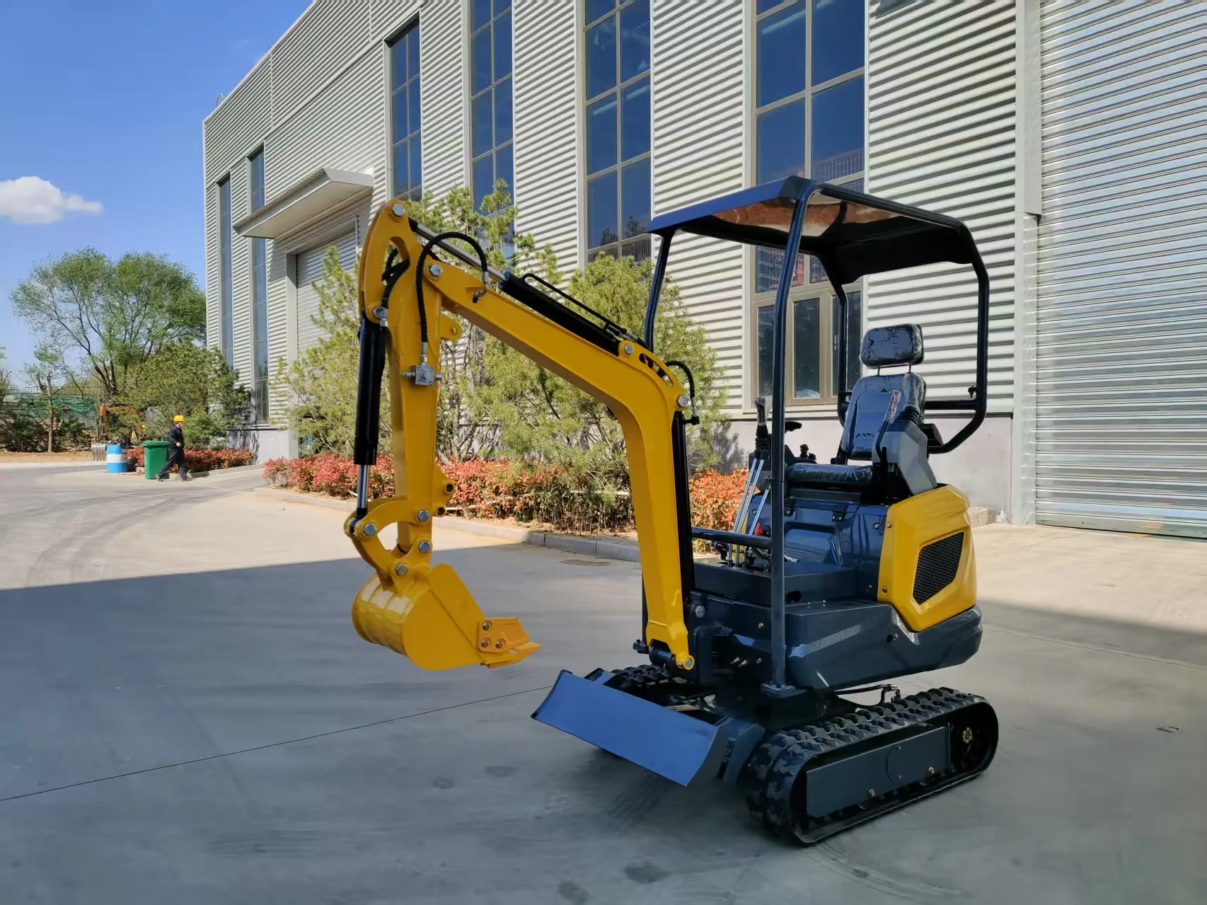 맞춤형 미니 굴삭기, 쿠보타 엔진 장착 가능, 통합 디자인 및 견고함 특징