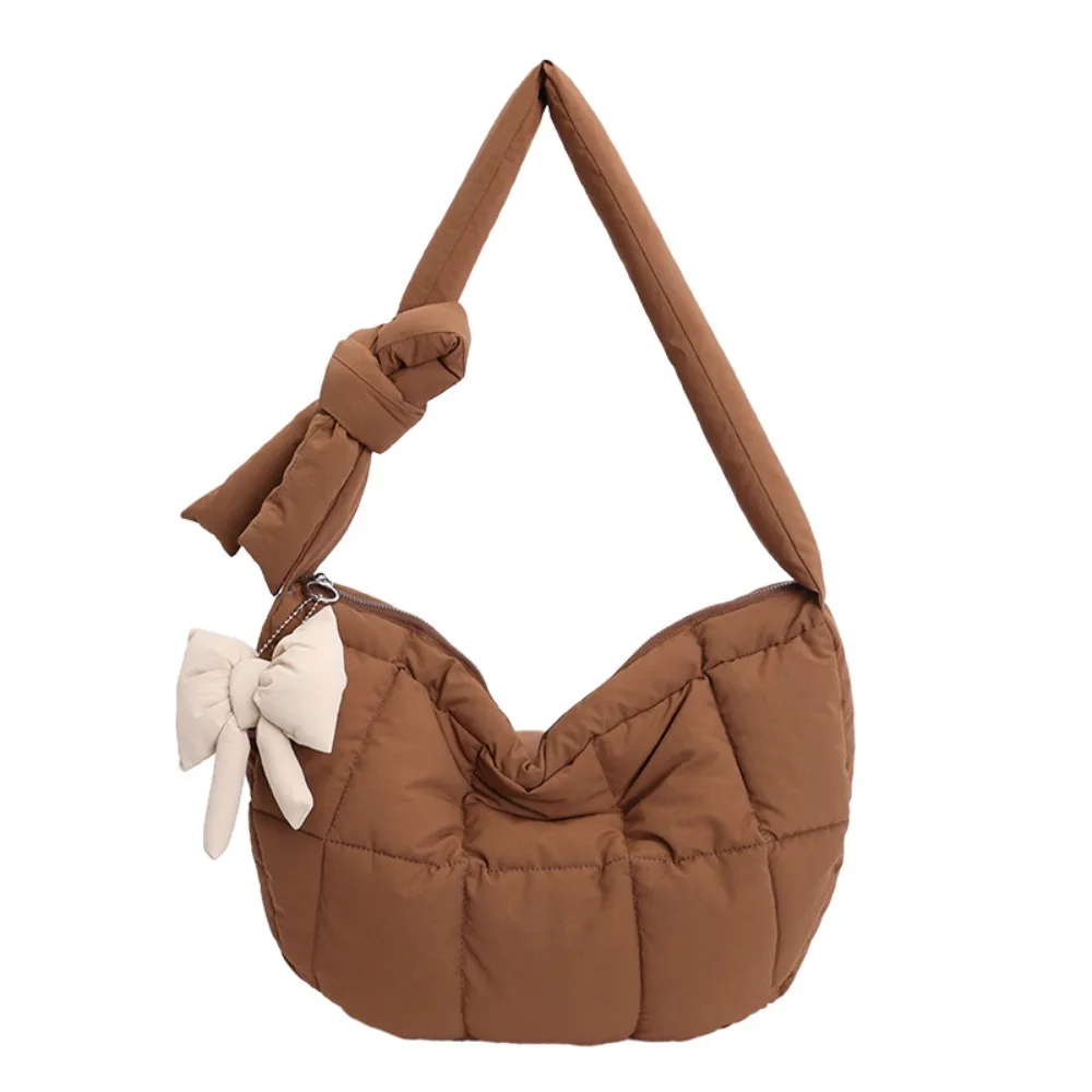 

Корейский стиль, пуховая хлопковая сумка через плечо, большая вместительная нейлоновая стеганая сумка с подвеской в виде банта, однотонная мягкая сумка