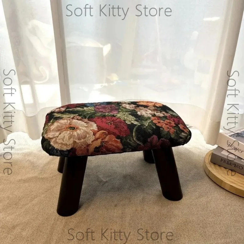 Retro Furniture Flower Footrest Thickened Sponge Stool Handmade Small Stool Classical Durable Entrance Shoe Changing Boarding