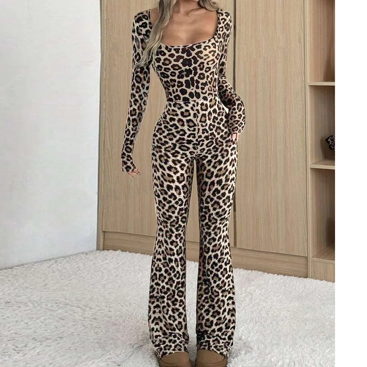 

2025 Fall New Arrival Sexy Slim-Fit Bodycon Square Neck Leopard Print Jumpsuit Long sleeves Full length Women's clothes Hot girl